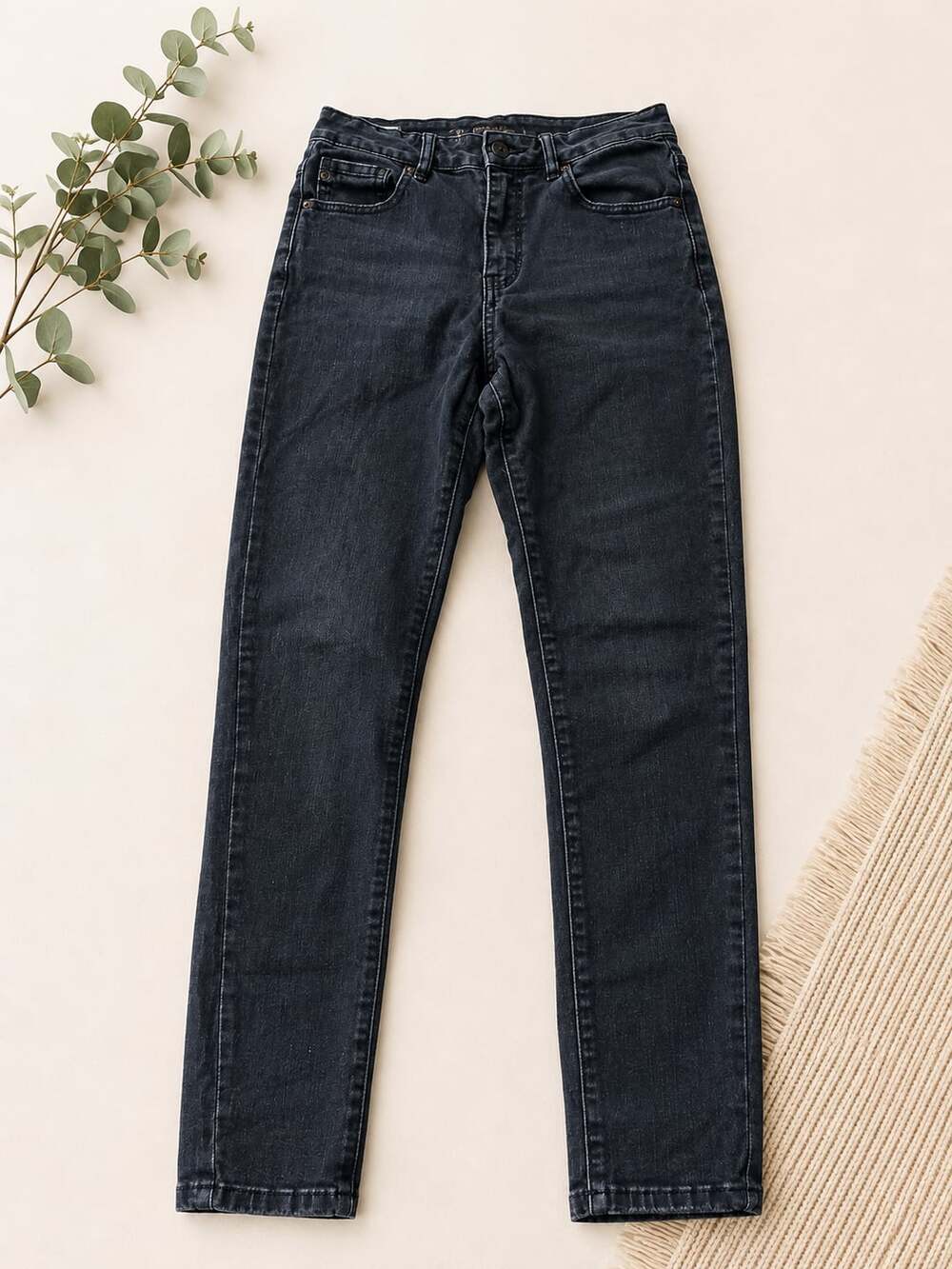 Risen Black High-Rise Skinny Jeans Sz 28 (k1)